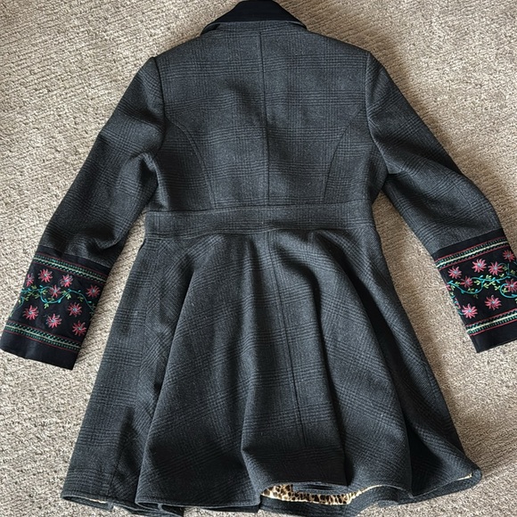 Tasha Polizzi Embroidered Gray Double-Breasted Coat - Picture 10 of 10